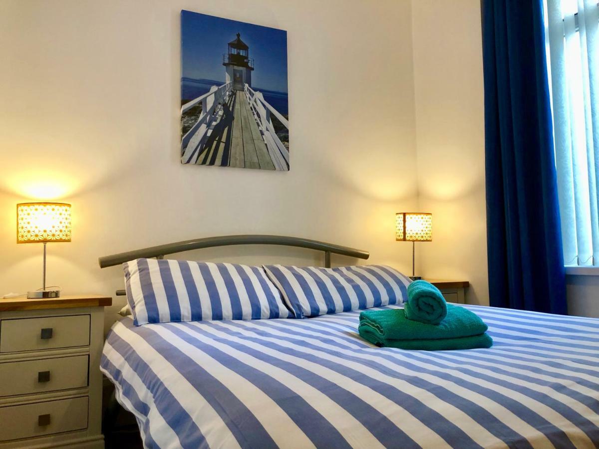 Princess St Apartments พอร์ตรัช ภายนอก รูปภาพ