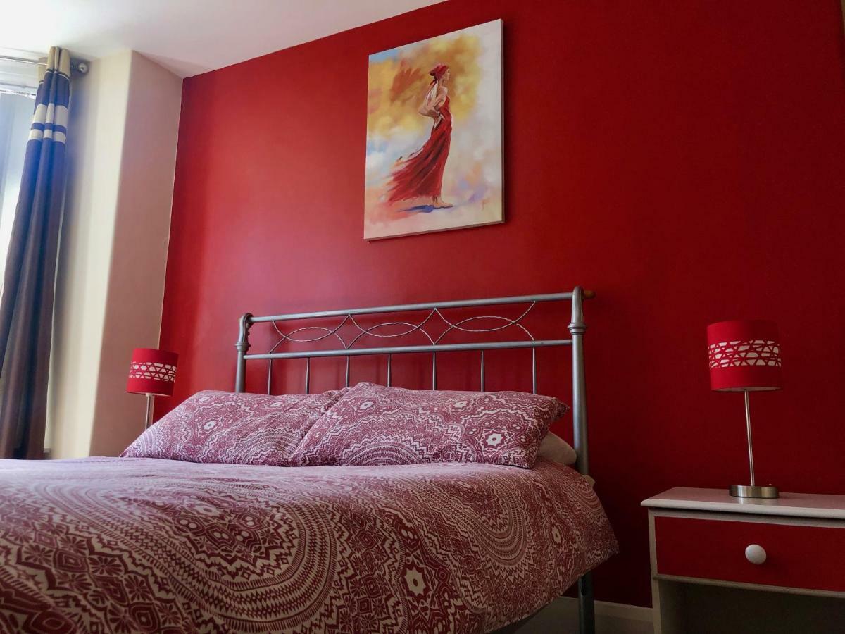 Princess St Apartments พอร์ตรัช ภายนอก รูปภาพ